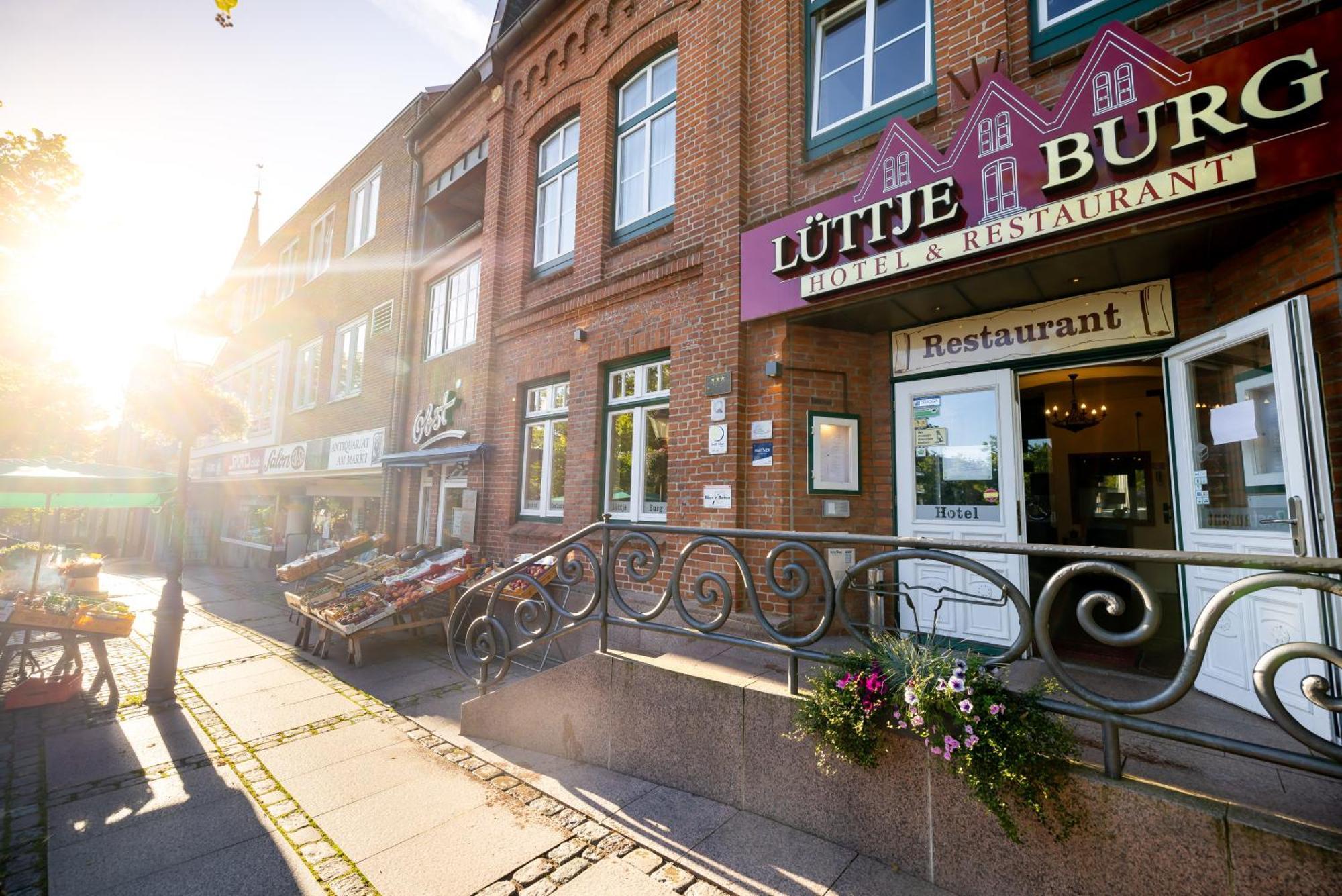 Hotel Luettje Burg Luetjenburg Exterior photo